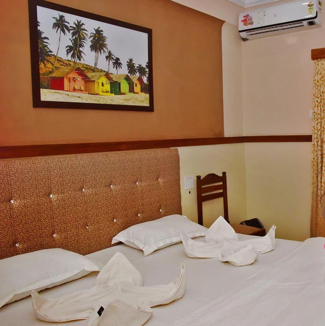 Summerville Beach Resort Candolim Buitenkant foto